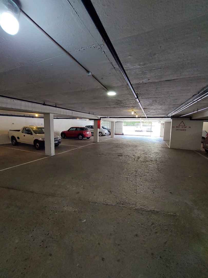 To Let 0 Bedroom Property for Rent in Green Point Western Cape